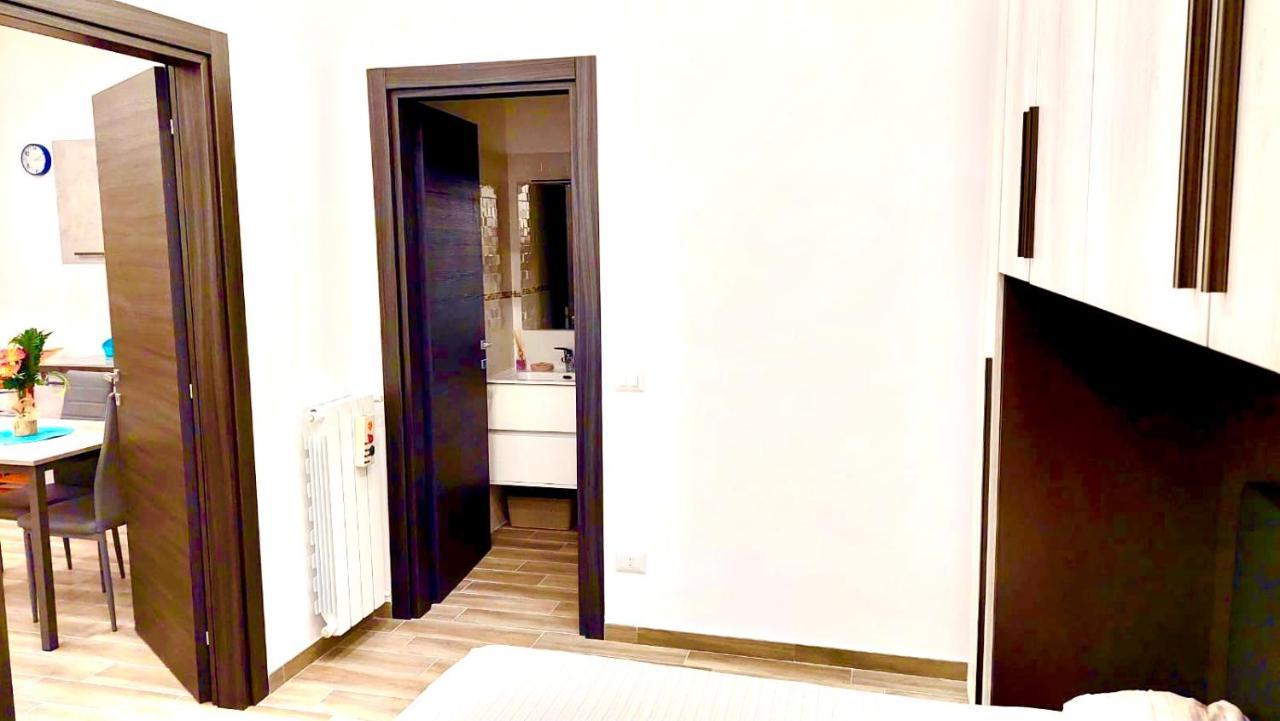 Holiday Home Roma Lacasadivalentina Kültér fotó